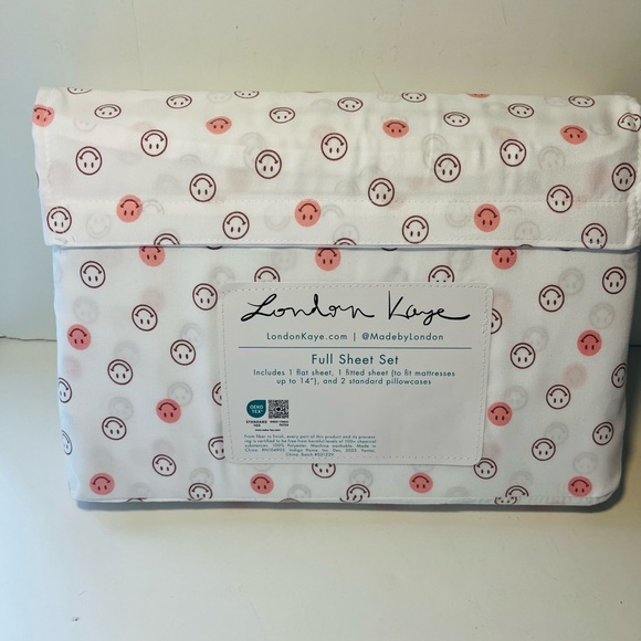 London Kaye Bedding London Kaye Pink White Smiles Smiley Faces
